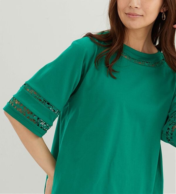 BELLUNA（ベルーナ）の「衿＆袖ハシゴレース使いプルオーバー（カットソー）」｜詳細画像