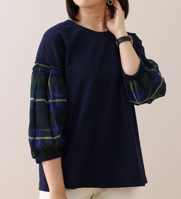 BELLUNA（ベルーナ）の「袖チェック柄切替プルオーバー（チュニック）」｜詳細画像