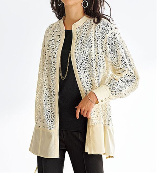 BELLUNA（ベルーナ）の「モダンレース切替デザインシャツチュニック（チュニック）」｜アイボリー