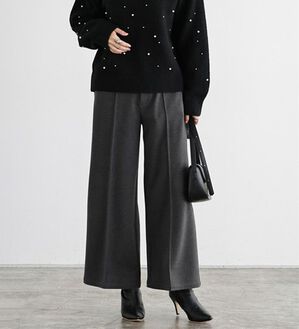 Pierrot（ピエロ）の「カット起毛ピンタックワイドパンツ（ワイドパンツ・ガウチョ）」｜杢チャコール