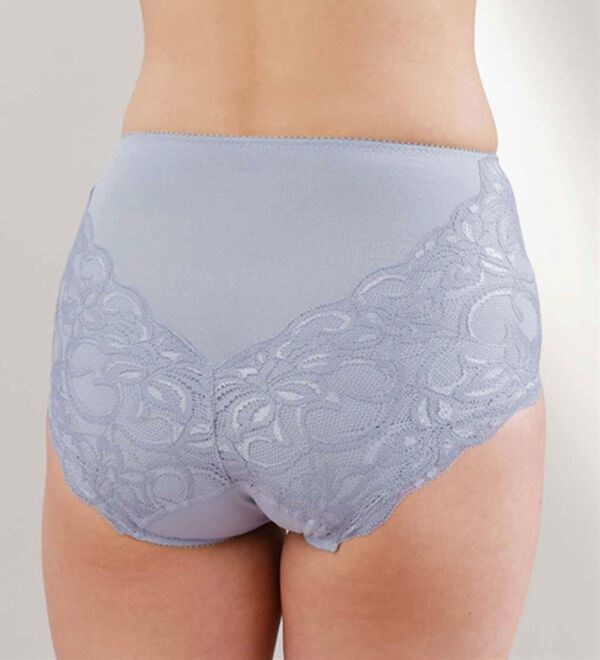 LAVIENNE（ラヴィエンヌ）の「【１０色組】レースがうれしいたっぷりショーツ（ショーツ）」｜詳細画像