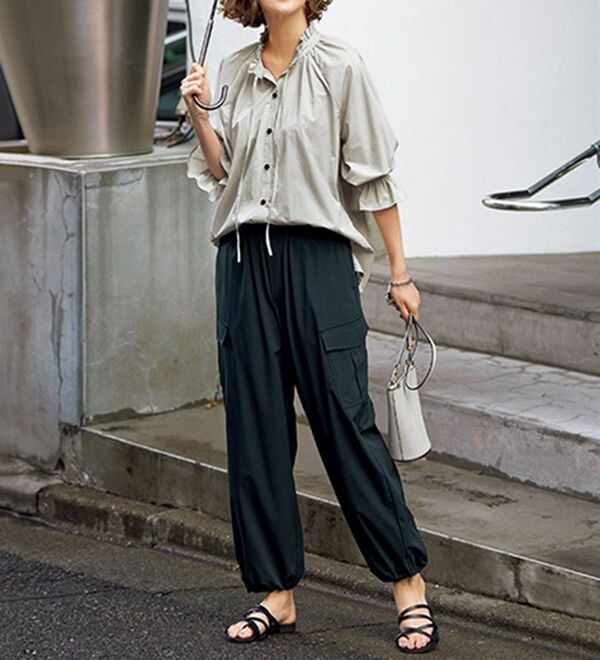 BELLUNA（ベルーナ）の「【UNDOVE】シャカ伸び！はっ水カーゴパンツ（その他パンツ）」｜詳細画像