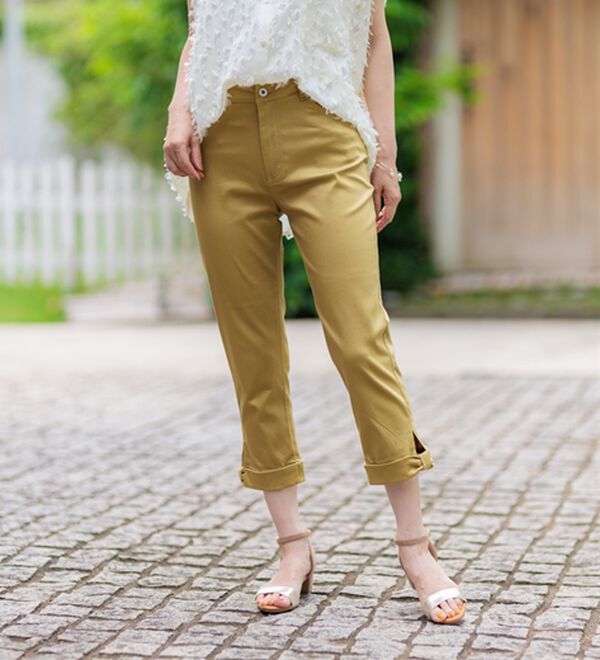 BELLUNA（ベルーナ）の「ヒンヤリ&times;サラリ速乾！綿サテンストレッチ裾リボンクロップドパンツ（クロップドパンツ）」｜詳細画像