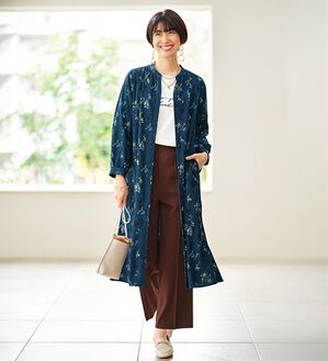 BELLUNA（ベルーナ）の「花柄プリント楊柳素材ワンピース（プリントワンピース）」｜ネイビー系花柄