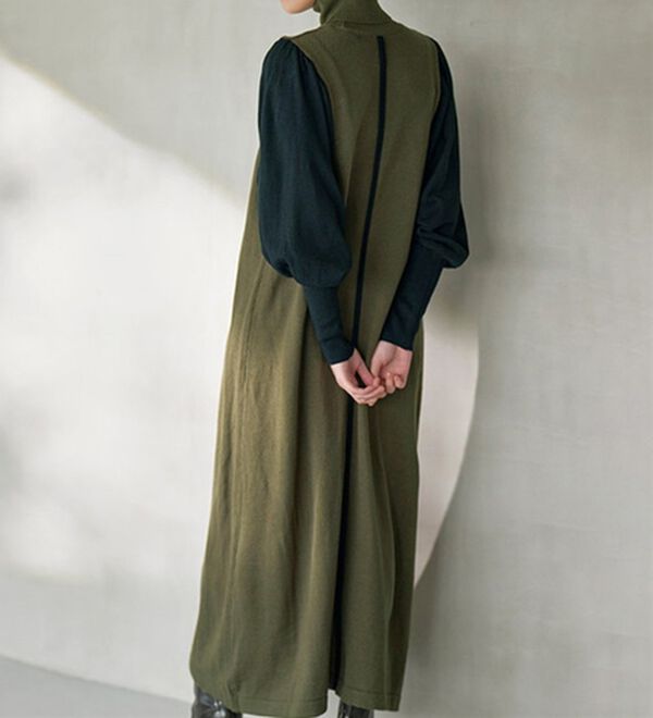 RANAN（ラナン）の「ボリューム袖アウトシームニットワンピース（ニットワンピース）」｜詳細画像