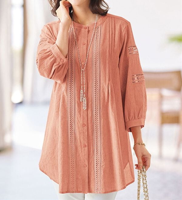 BELLUNA（ベルーナ）の「楊柳素材レース切替オーバーブラウス（チュニック）」｜詳細画像