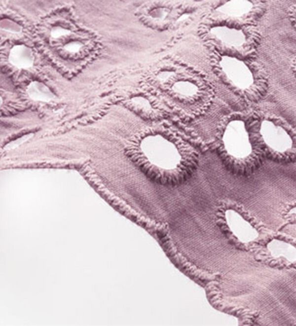 BELLUNA（ベルーナ）の「上品に着映える！衿＆袖レース切替シャツチュニック（チュニック）」｜詳細画像