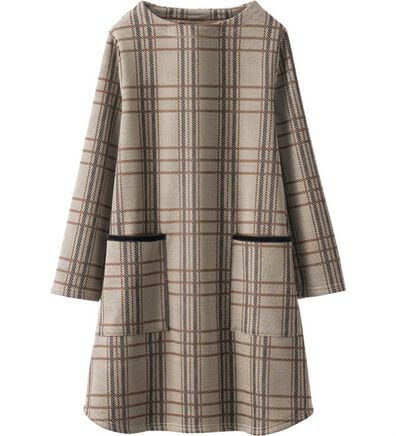 BELLUNA（ベルーナ）の「裏ベロアポケット付ハイネックチュニック（チュニック）」