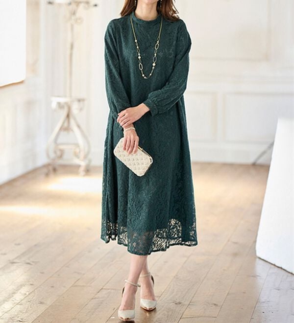 BELLUNA（ベルーナ）の「ハイネックデザインゆったりレースワンピース（ワンピースセットスーツ）」｜詳細画像