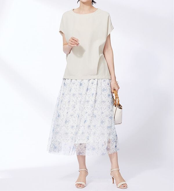 BELLUNA（ベルーナ）の「ミニワッフル素材裾タックプルオーバー（カットソー）」｜詳細画像