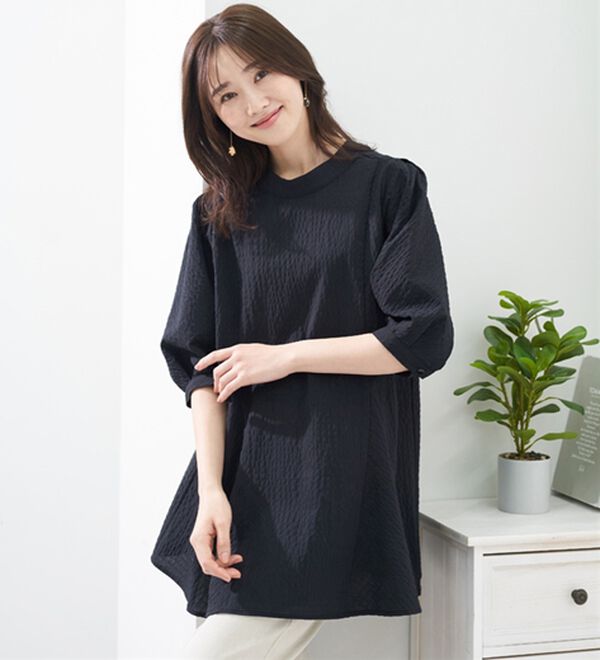 BELLUNA（ベルーナ）の「着痩せ！サッカー素材切替ブラウス（ブラウス）」｜詳細画像