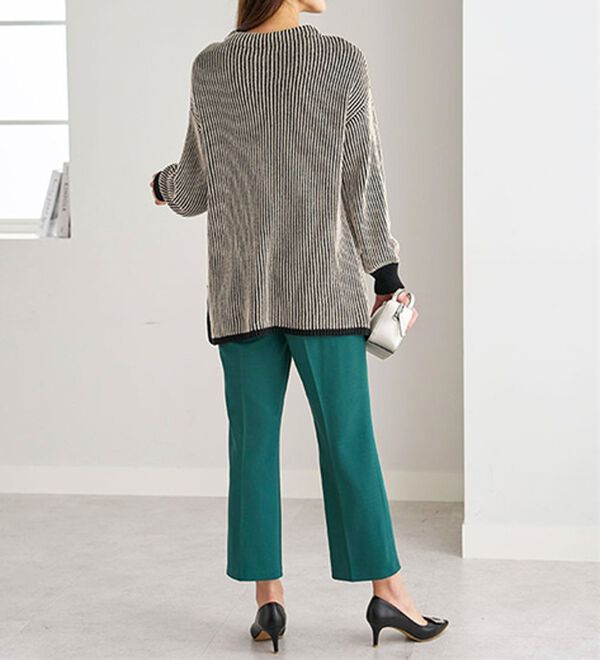 BELLUNA（ベルーナ）の「ボタン使いストライプジャカード切替ニットチュニック（チュニック）」｜詳細画像