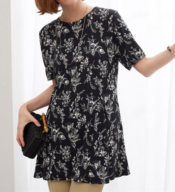 BELLUNA（ベルーナ）の「【接触冷感】フレアーシルエットプリントチュニック（チュニック）」｜詳細画像