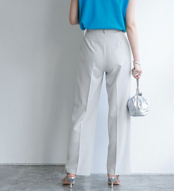 Pierrot（ピエロ）の「スタイルアップセンタープレスパンツ（フルレングスパンツ）」｜詳細画像