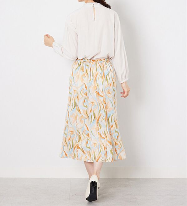 BELLUNA（ベルーナ）の「艶やかプリント切替フレアースカート（ロングスカート）」｜詳細画像