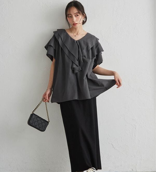 RANAN（ラナン）の「ビッグカラーフリルハーフスリーブブラウス（シャツ）」｜詳細画像