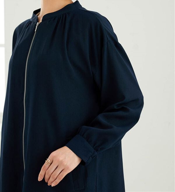 BELLUNA（ベルーナ）の「とろみ素材イージーケアロング丈ジャケット（その他ジャケット）」｜詳細画像