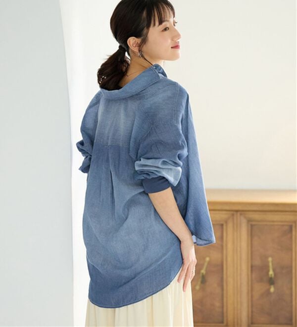 BELLUNA（ベルーナ）の「柔らかシアーデニム素材シャツチュニック（チュニック）」｜詳細画像