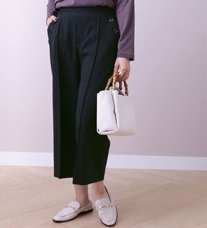 BELLUNA（ベルーナ）の「ウーリッシュ素材釦使いワイドパンツ（ワイドパンツ・ガウチョ）」｜ネイビー