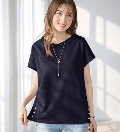 alotta（アロッタ）の「ひんやり裾パールデザインＴシャツ（カットソー）」