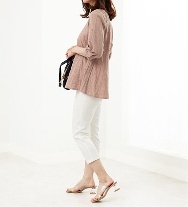 BELLUNA（ベルーナ）の「【店舗・ネット限定】シャドーストライプ素材タック使いブラウス（ブラウス）」｜詳細画像