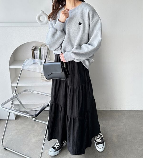 GeeRA（ジーラ）の「ロゴ＆ハート刺しゅう裏起毛スウェット（トレーナー・スウェット）」｜詳細画像