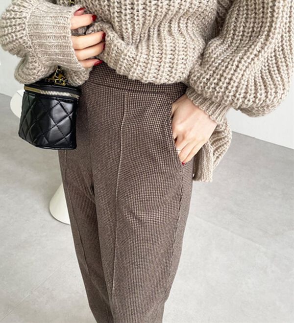 GeeRA（ジーラ）の「ウールライクピンタックストレートパンツ（ワイドパンツ・ガウチョ）」｜詳細画像