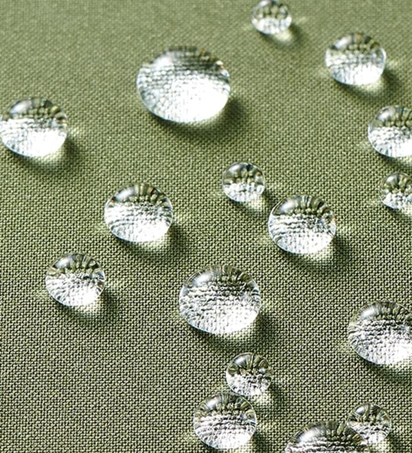 「フードがずれにくいレインコート（レイングッズ）」｜詳細画像