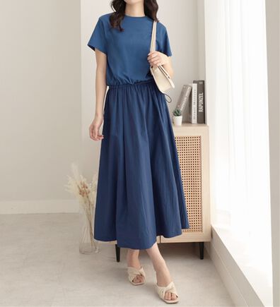 Viola e Viola（ヴィオラ エ ヴィオラ）の「【Ｍ～５Ｌ】ゆったり異素材ドッキングワンピース（ドッキングワンピース）」