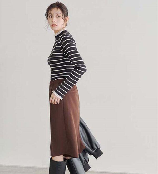 Pierrot（ピエロ）の「レース付ハイネックリブニット（ニット・セーター）」｜詳細画像