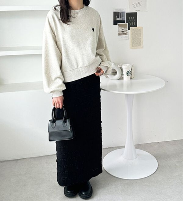 GeeRA（ジーラ）の「アソート刺しゅうショートスウェット（トレーナー・スウェット）」｜詳細画像