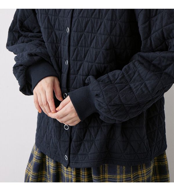 Viola e Viola（ヴィオラ エ ヴィオラ）の「ふかふか三角キルトカーデ（その他カーディガン）」｜詳細画像