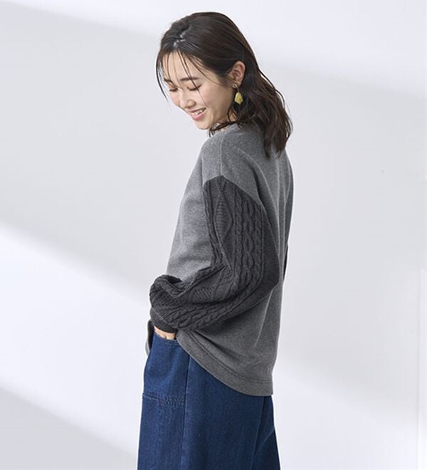 BELLUNA（ベルーナ）の「ケーブルニット使い裏起毛トレーナー（トレーナー・スウェット）」｜詳細画像