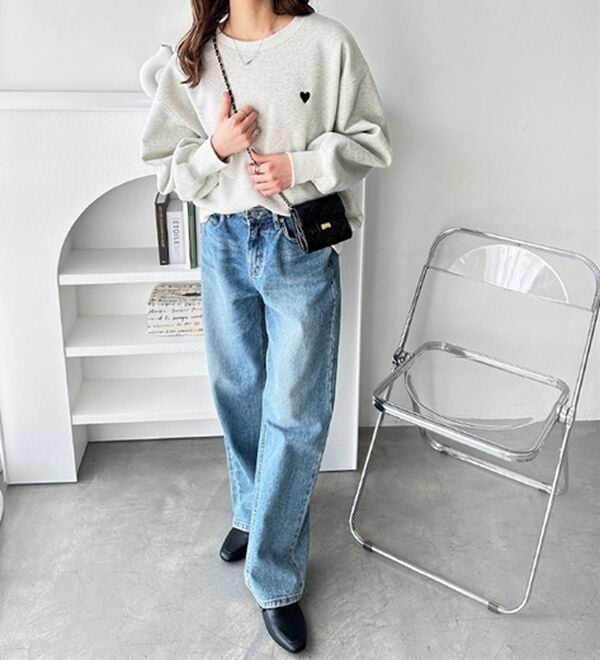 GeeRA（ジーラ）の「ロゴ＆ハート刺しゅう裏起毛スウェット（トレーナー・スウェット）」｜詳細画像