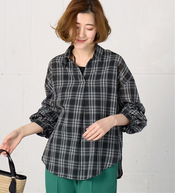 BELLUNA（ベルーナ）の「袖タックデザインスキッパーシャツ（シャツ）」｜詳細画像