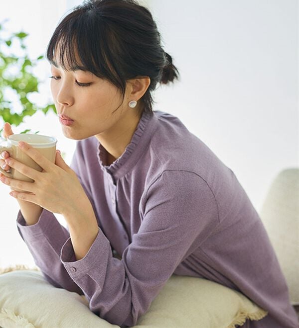 BELLUNA（ベルーナ）の「《ＨｕｇＲｅａｍコットン》フリル衿ブラウス（ブラウス）」｜詳細画像