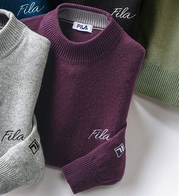 「＜フィラ＞洗えるウール１００％ハイネックセーター（メンズニット・セーター）」｜ダークワイン