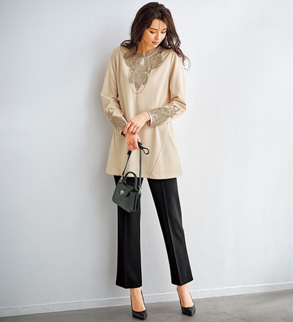 BELLUNA（ベルーナ）の「配色レース使い華やかチュニック（チュニック）」｜詳細画像