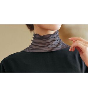 BELLUNA（ベルーナ）の「エレガントな首元へ　シルク１００％ネックカバー（ストール・スカーフ・マフラー）」｜ラベンダー