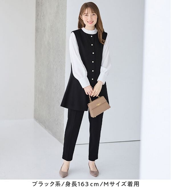 alotta（アロッタ）の「【ブラウス付き３点セット】洗える！美ラインジレセットスーツ（パンツスーツ）」｜詳細画像