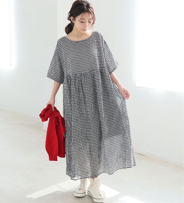 A HAPPY MARILYN（アハッピーマリリン）の「【Ｌ～６Ｌ】【風通るプレミアム】綿・楊柳、五分袖ウエスト切替ワンピース。（ロングワンピース）」｜詳細画像