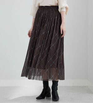 BELLUNA（ベルーナ）の「チェック柄チュールプリーツスカート（ロングスカート）」｜ブラウン系