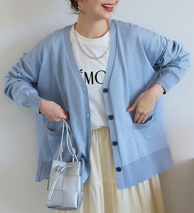 BELLUNA（ベルーナ）の「静電防止！ゆったりＶネックカーディガン（ニットカーディガン）」
