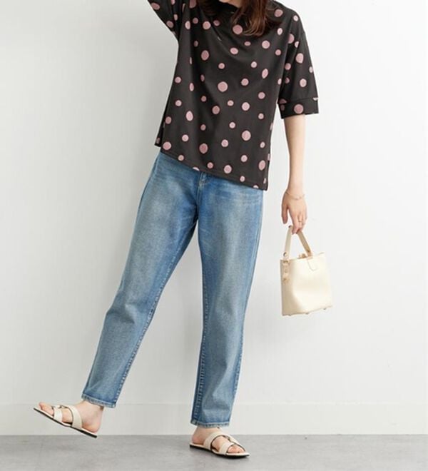 BELLUNA（ベルーナ）の「ランダムドット柄ワイドネックプルオーバー（カットソー）」｜詳細画像