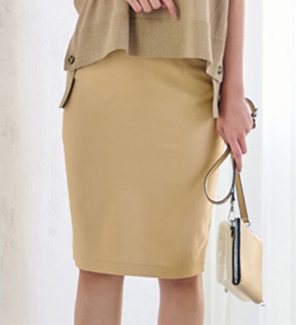 ドルチェ&ガッバーナ ストレッチ　タイト　ひざ丈スカート　前ポケット　38 夏に嬉しい機能付！ストレッチタイトスカート - ベルーナ【公式】