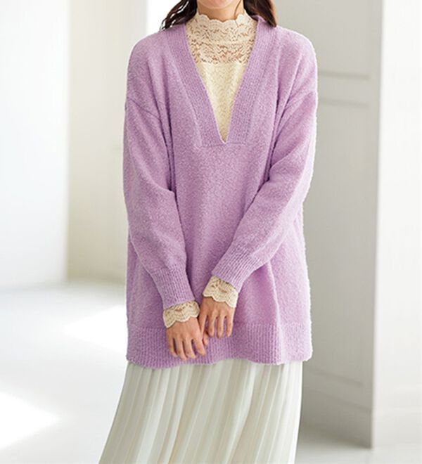 BELLUNA（ベルーナ）の「衿レイヤードで気分が上がる！Ｖネックゆったりセーター（ニット・セーター）」｜ラベンダー