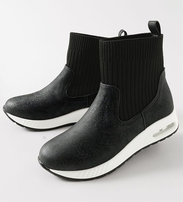 BELLUNA（ベルーナ）の「４Ｅエアソールニットブーツ（ブーツ）」｜ブラック