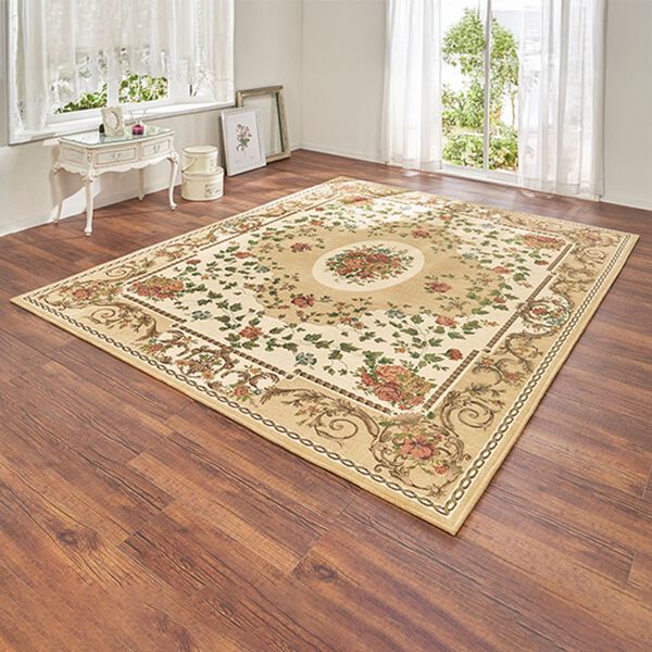 「可憐な花柄シェニールゴブラン織カーペット（カーペット）」｜ベージュ