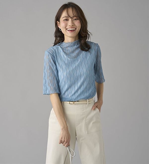 BELLUNA（ベルーナ）の「【５分袖】波柄立体ジャカードシアーインナー（カットソー）」｜詳細画像