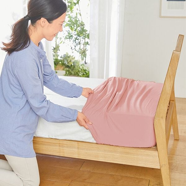 iellio（イエリオ）の「ぐーんと伸びてぴったりフィットシーツ（敷布団カバー・シーツ）」｜詳細画像